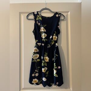 By corpus floral dress